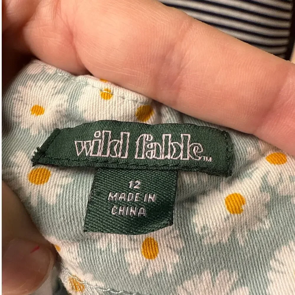 Wild Fable Mini Skirt Size 12 in Blue with Daisy Pattern